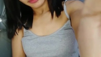 Hesty Colmek Geter Santuy di Kamar ID 2013631 BLING2