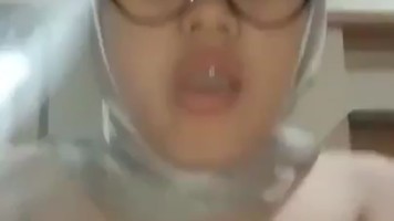 Bokep Jilbab Putri Jilbab Ceritanya Lagi Prank di Apartemen Doi