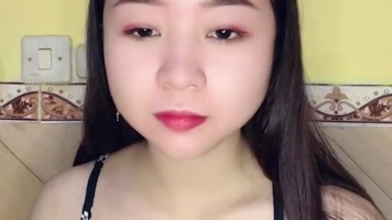 Ziezie Toket Gede Kenyal Banget Nih